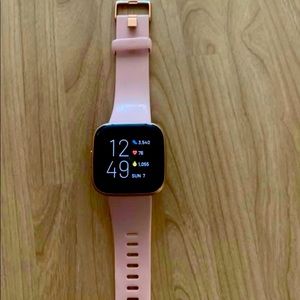 Fitbit versa 2